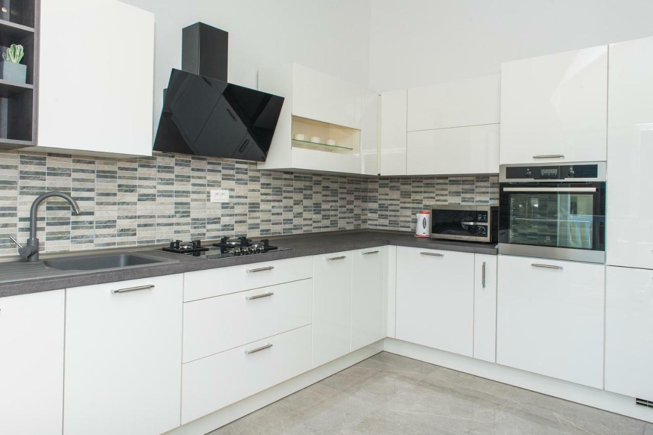 Апартаменты Apartman Franko Гребастика Экстерьер фото